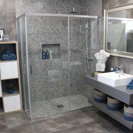 Monte Teo- Casa E Piscina Privada 빌라