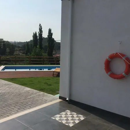 Monte Teo- Casa E Piscina Privada 빌라 알코바카